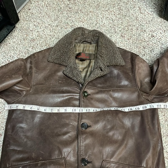 Danier leather jacket - Picture 4 of 9